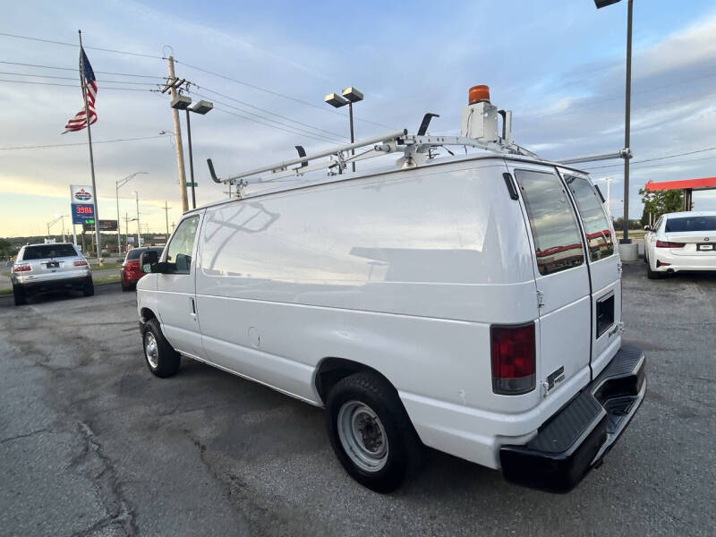 2013 Ford E-Series E-150