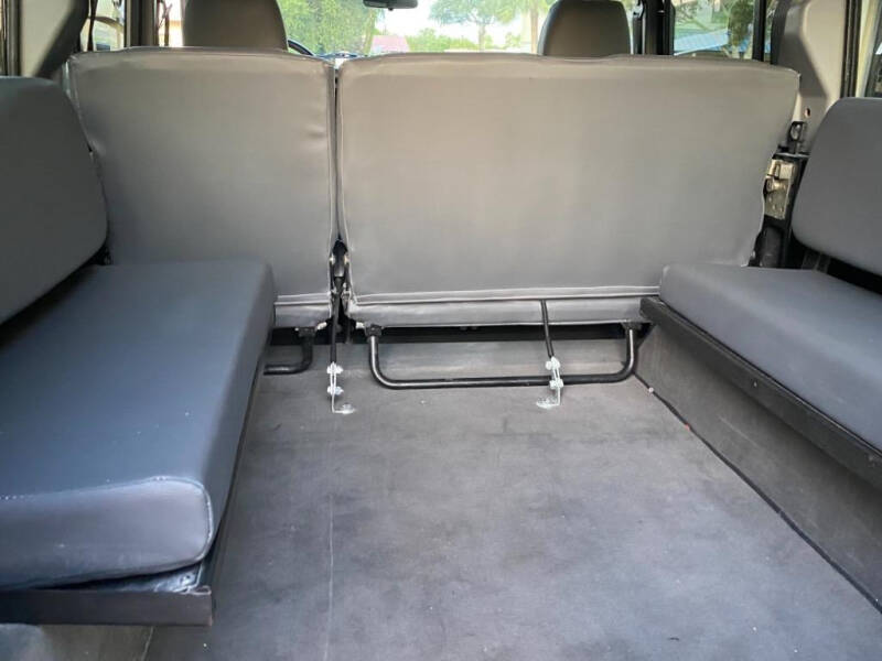 1992 Land Rover Defender