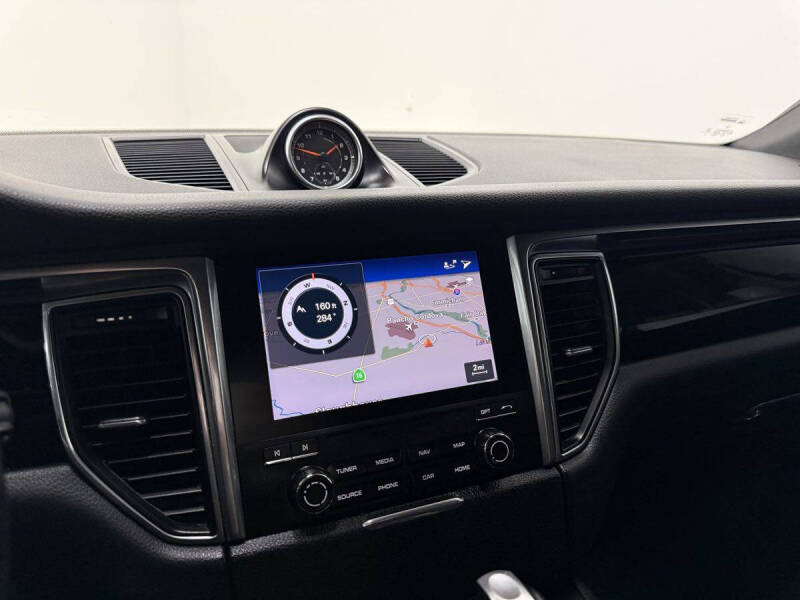 2018 Porsche Macan