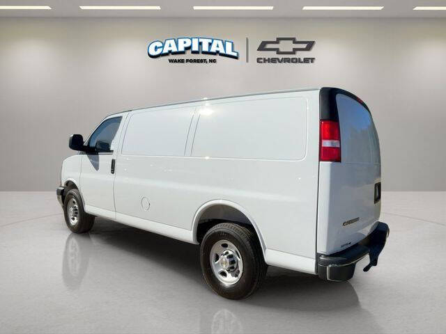 2025 Chevrolet Express 2500