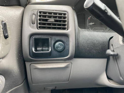 2001 Chevrolet Prizm LSi