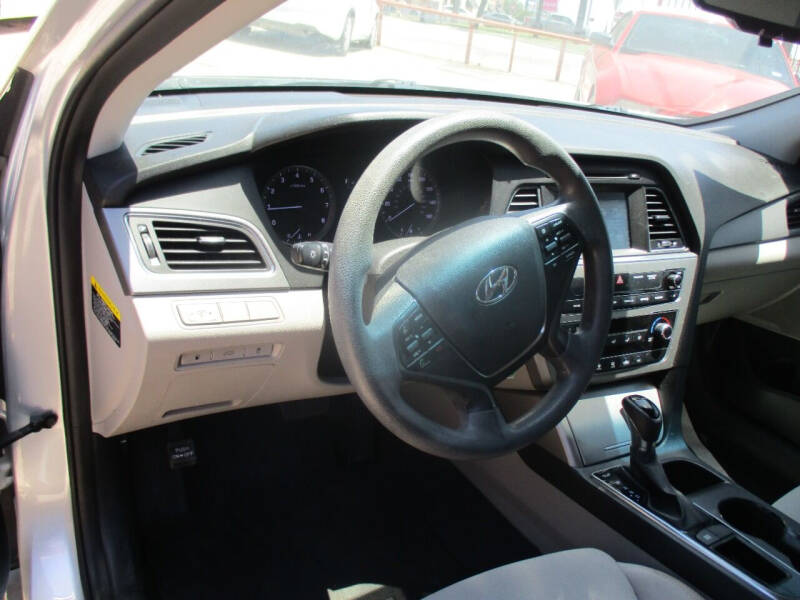 2016 Hyundai Sonata SE