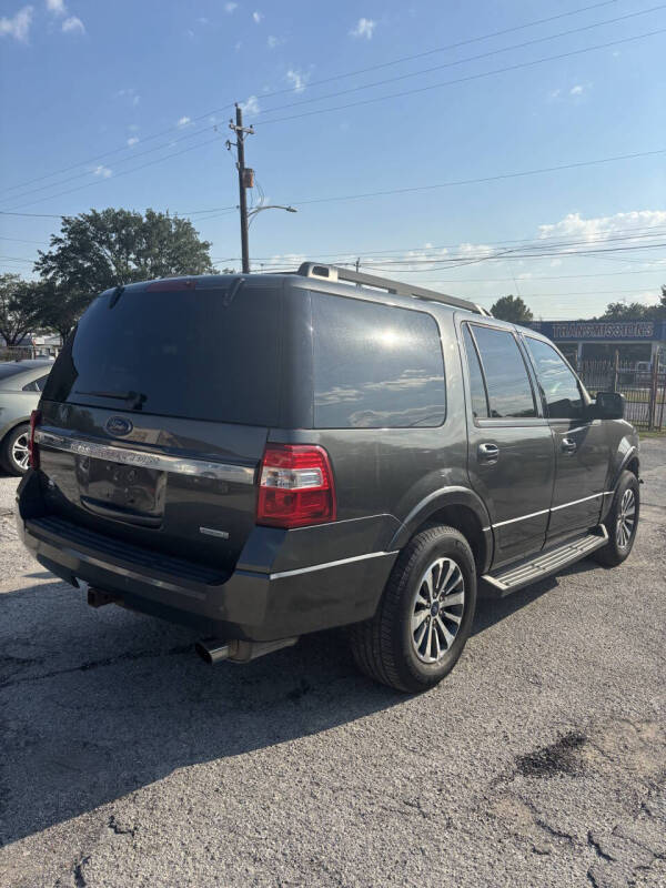 2017 Ford Expedition XLT