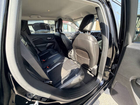 2019 Jeep Cherokee Latitude Plus