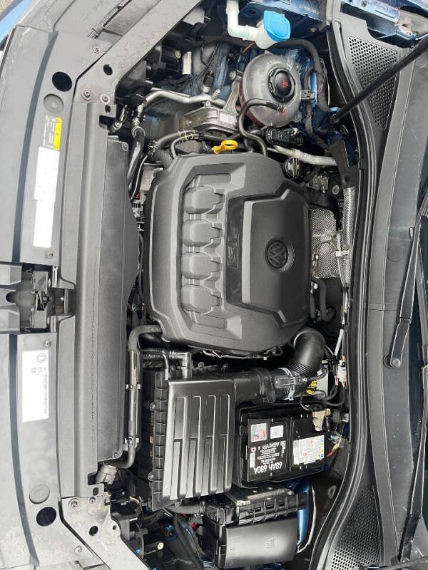 2018 Volkswagen Tiguan 2.0T SEL 4Motion