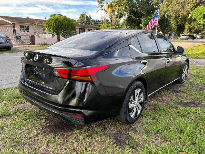 2022 Nissan Altima 2.5 S