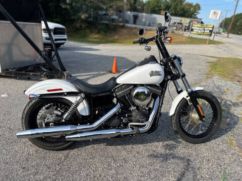 2016 Harley-Davidson FXDB103 - for sale at Dark Horse Motorcycles in Gaffney SC