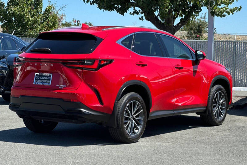 2024 Lexus NX 350h Premium