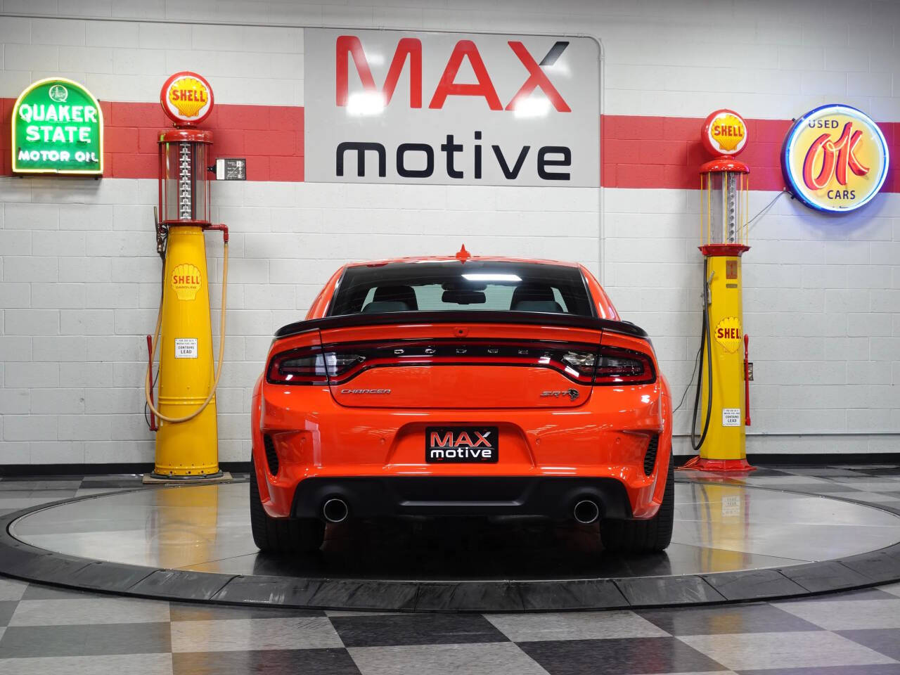 2023 Dodge Charger 8