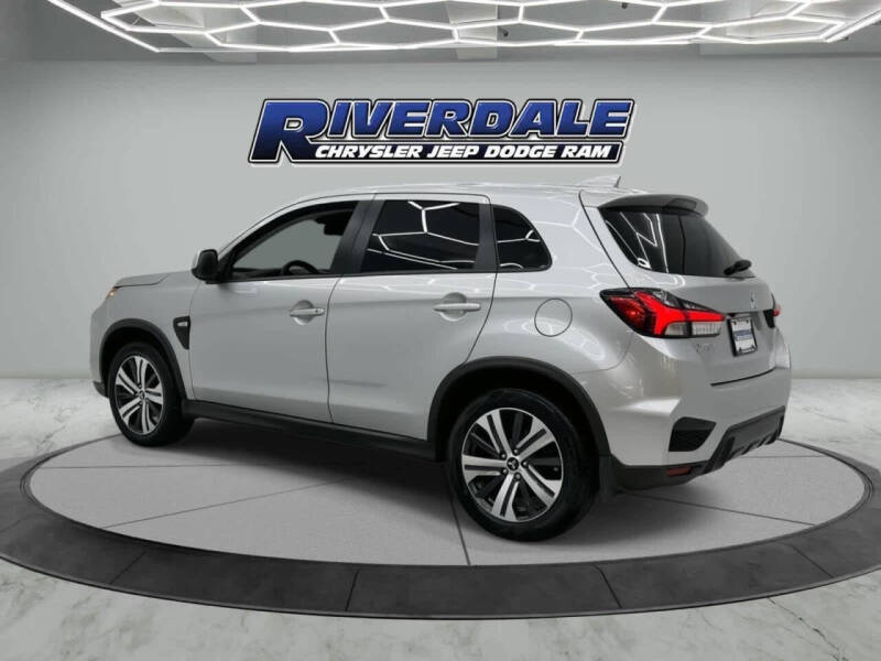 2024 Mitsubishi Outlander Sport ES