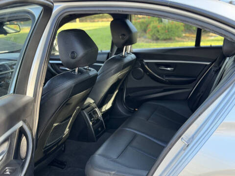 2018 BMW 3 Series 330i