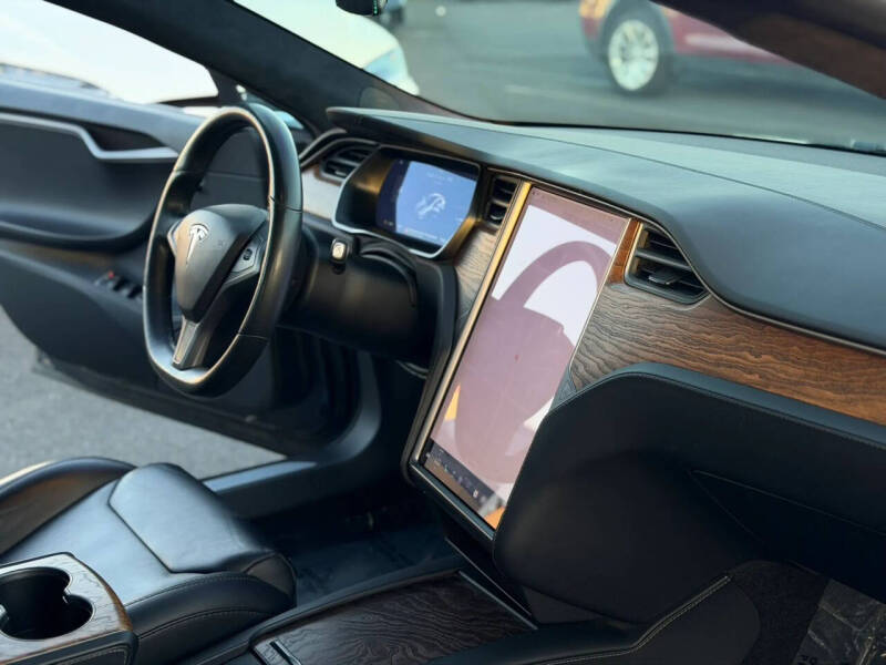 2020 Tesla Model S
