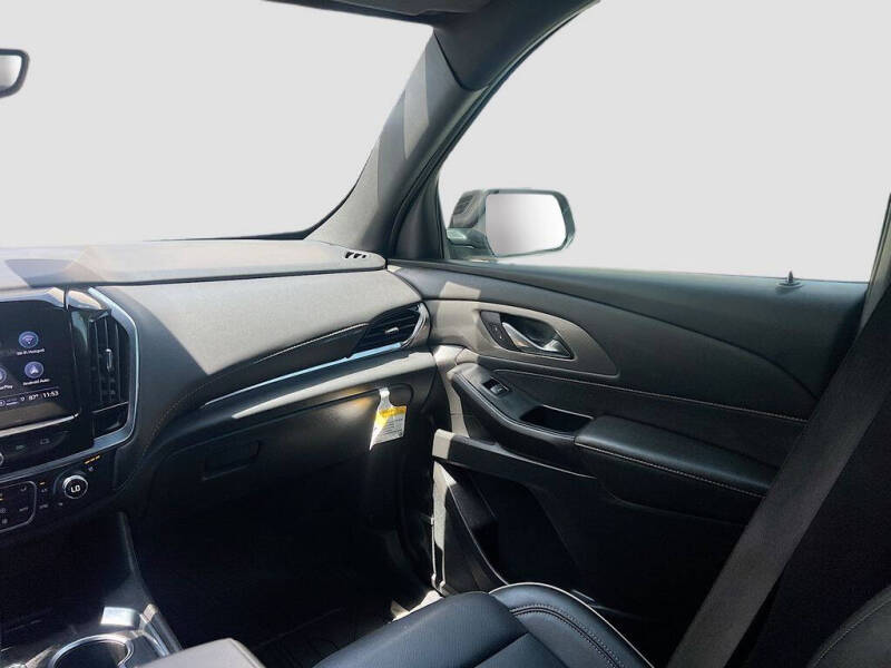 2023 Chevrolet Traverse Premier