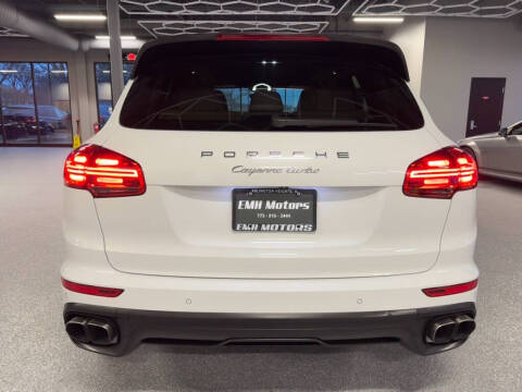2016 Porsche Cayenne Turbo
