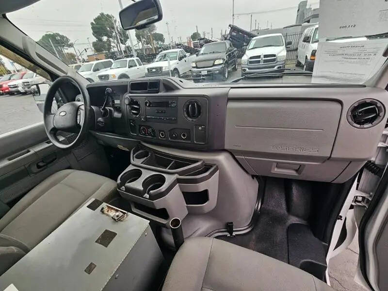 2012 Ford E-Series