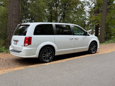 2018 Dodge Grand Caravan SE Plus