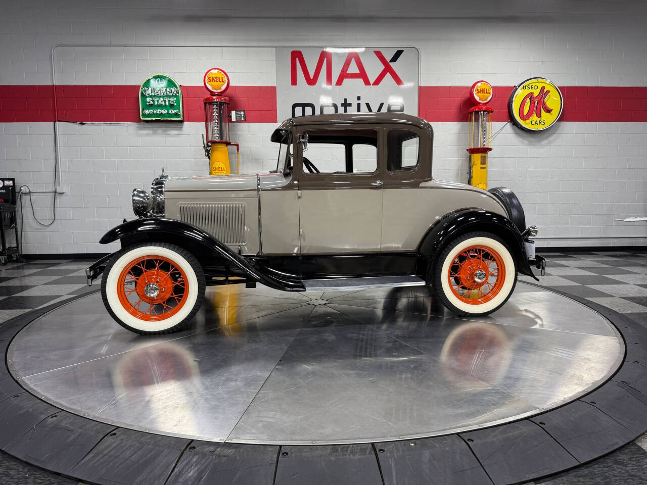 1930 Ford Model A 10