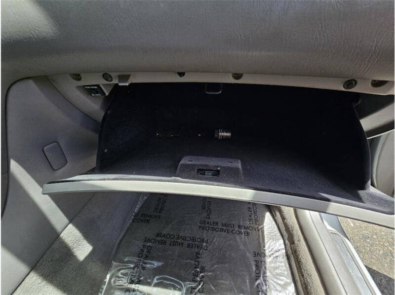 2004 Lexus ES 330