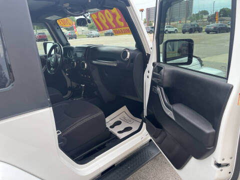 2013 Jeep Wrangler Sahara