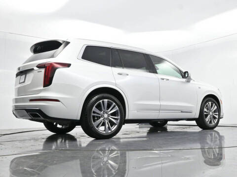 2025 Cadillac XT6 Premium Luxury