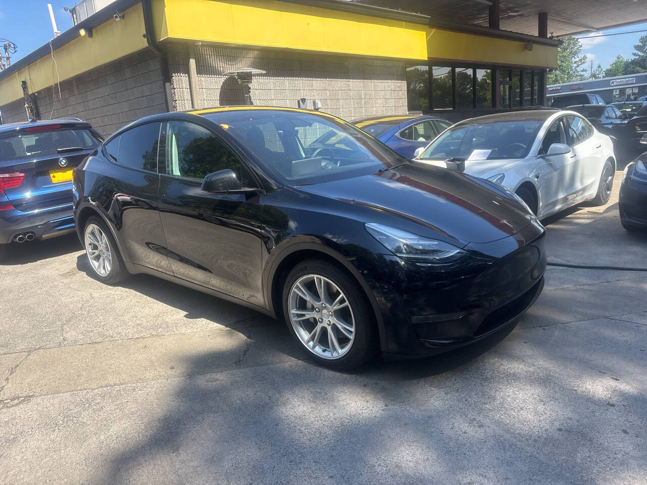 Black 2020 Tesla Model Y Long Range AWD Long Range 4dr Crossover 2
