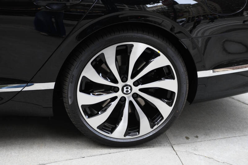 2026 Bentley Flying Spur Azure