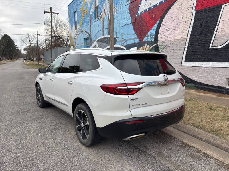 2021 Buick Enclave Essence
