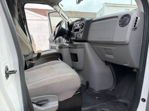 2022 Ford E-Series E-350 SD