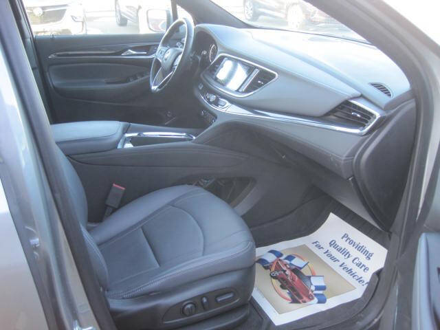 2024 Buick Enclave Essence