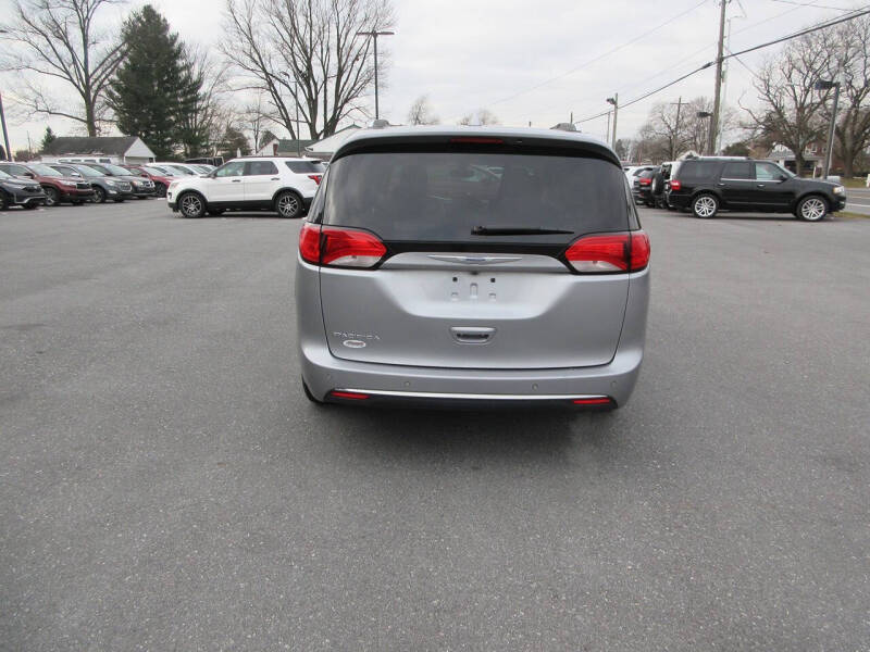 2018 Chrysler Pacifica Touring L Plus