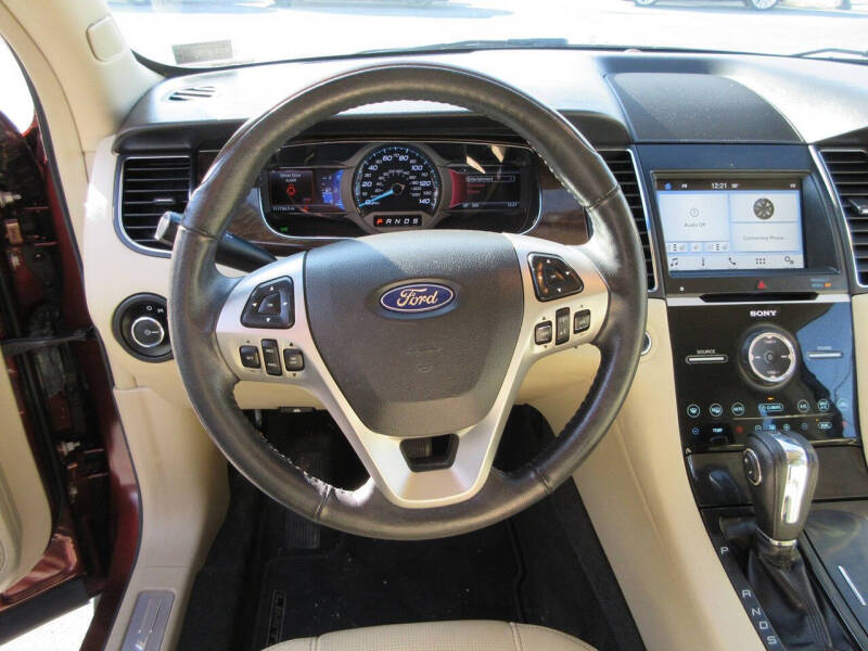 2016 Ford Taurus Limited