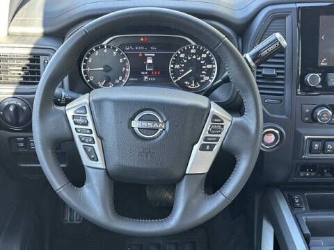 2024 Nissan Titan SV