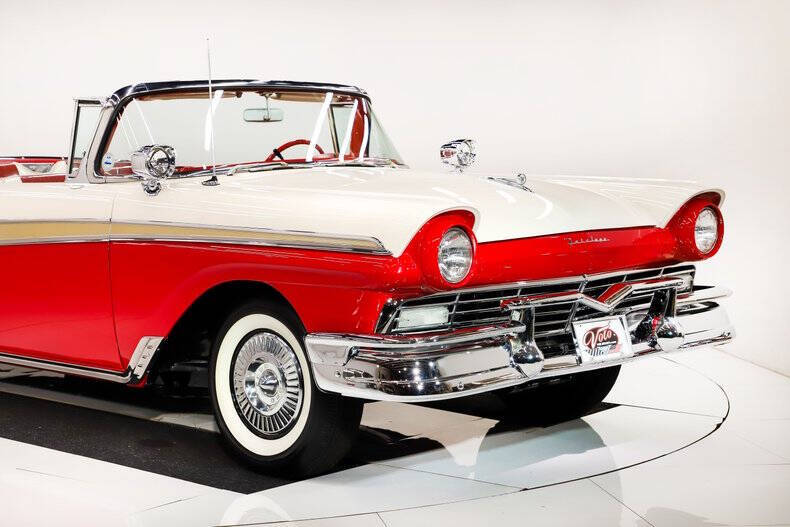 1957 Ford Fairlane