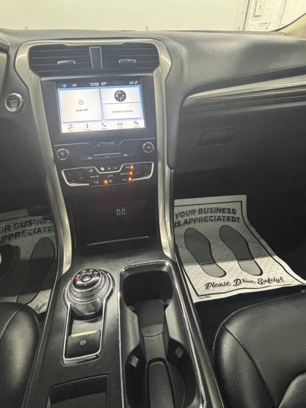 2019 Ford Fusion SEL