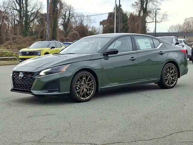 2025 Nissan Altima 2.5 SR