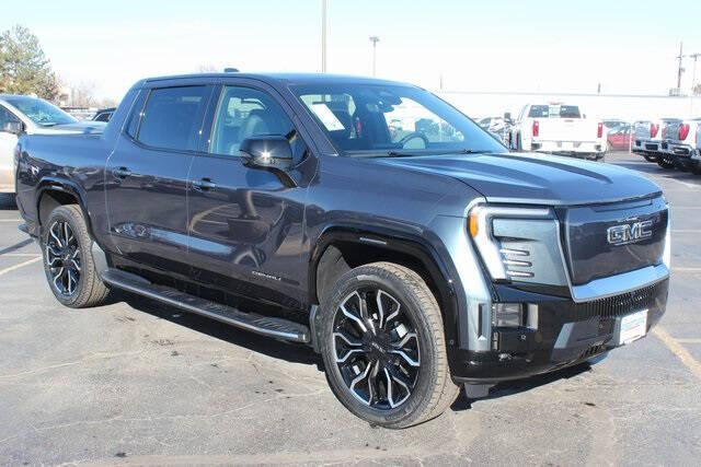 2025 GMC Sierra EV Denali