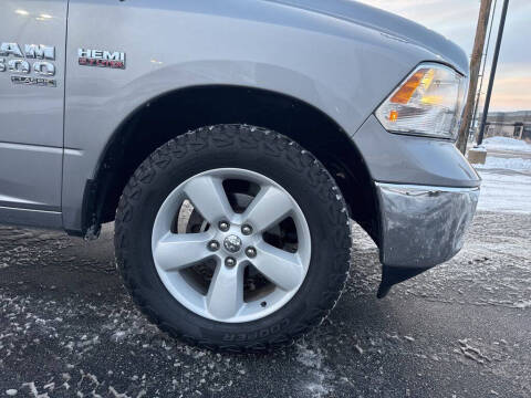 2023 RAM 1500 Classic SLT