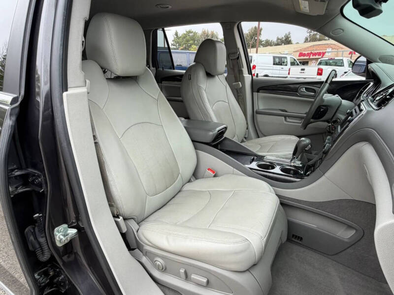 2017 Buick Enclave Leather