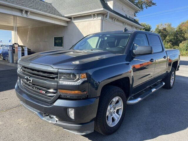 2018 Chevrolet Silverado 1500 for sale at INSTANT AUTO SALES in Lancaster OH