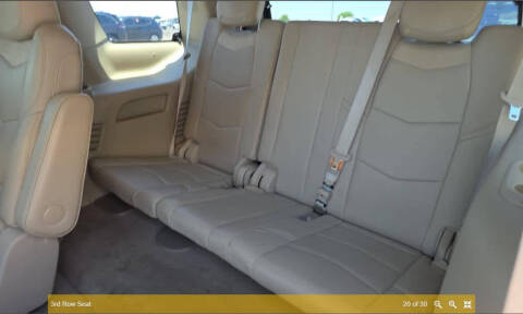 2017 Cadillac Escalade Luxury