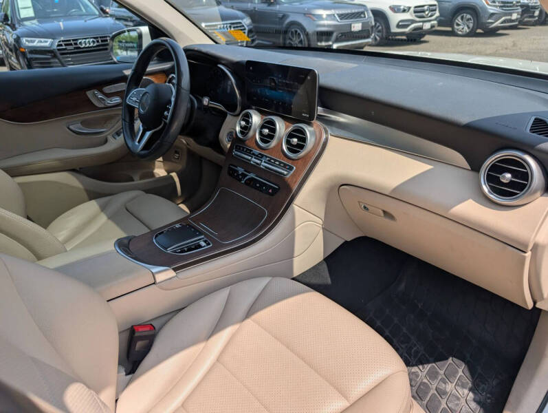 2021 Mercedes-Benz GLC GLC 300 4MATIC