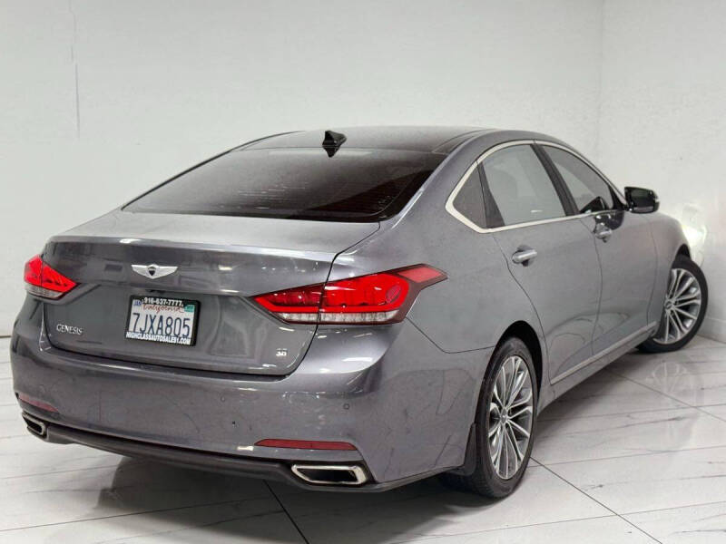 2015 Hyundai Genesis