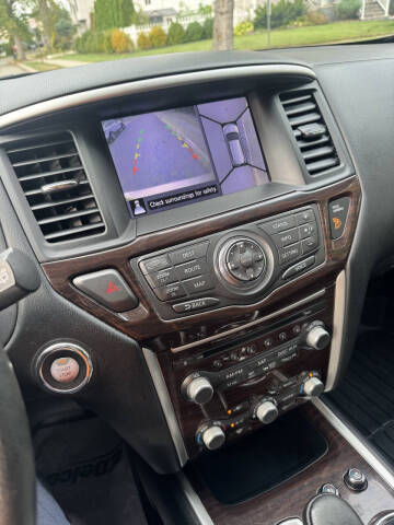 2013 Nissan Pathfinder Platinum