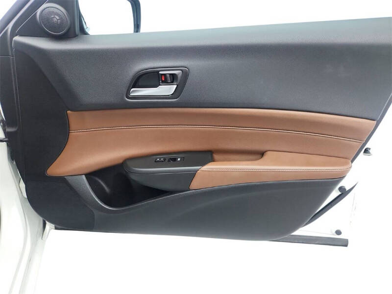 2019 Acura ILX w/Premium