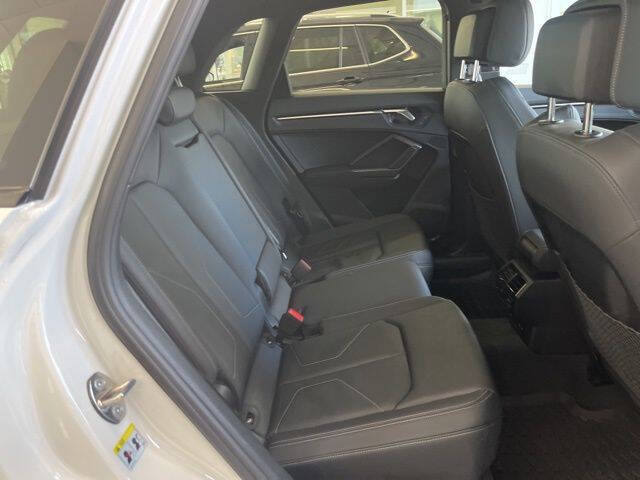 2025 Audi Q3 quattro S line Premium 45 TFSI