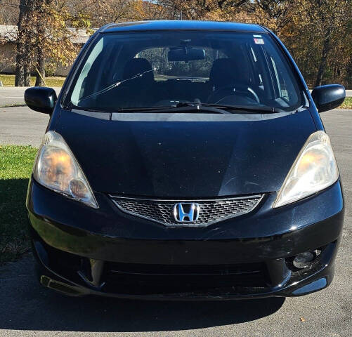 Used 2010 Honda Fit Sport with VIN JHMGE8H61AS020432 for sale in New Lenox, IL