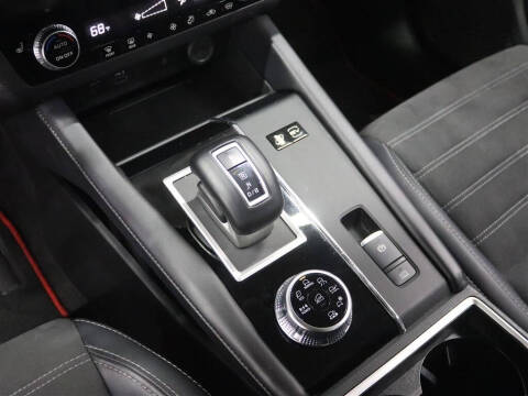 2024 Mitsubishi Outlander PHEV SE