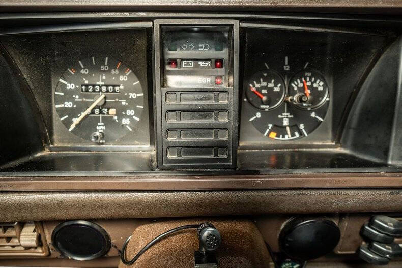 1982 Volkswagen Vanagon Camper