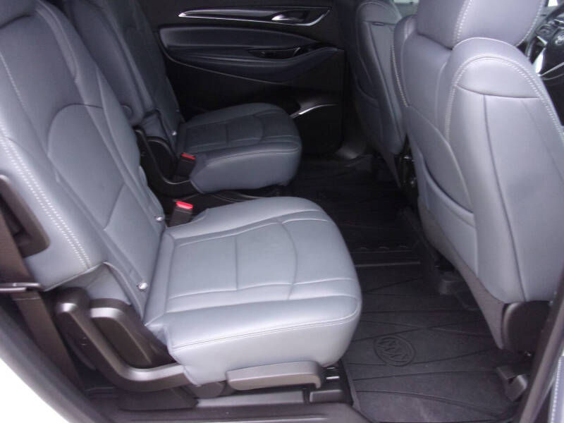 2024 Buick Enclave Essence