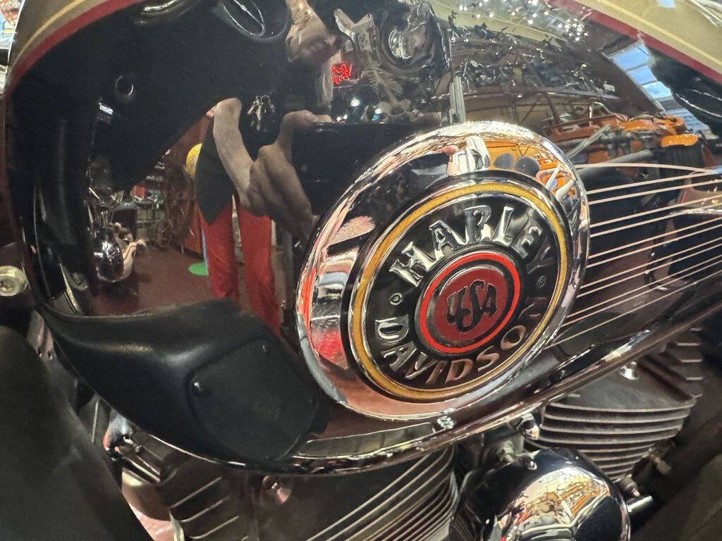 2004 Harley-Davidson FLHTCUI - Electra Glide 32